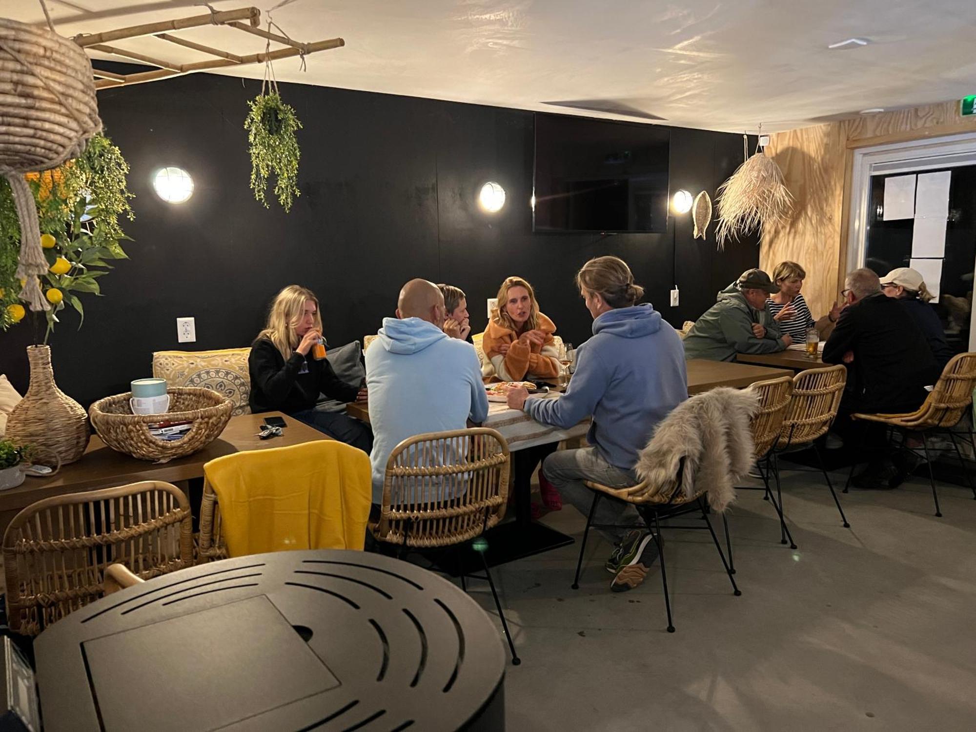 B&B Prive Tiny House Bij Zee Stellendam Bagian luar foto